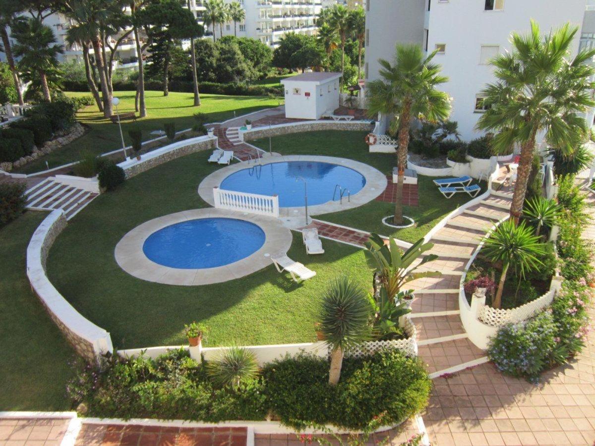 Beachfront Apartment In Calahonda MIJAS COSTA Zewnętrze zdjęcie